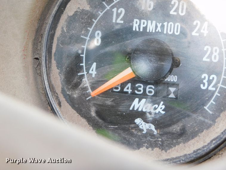 image for item DJ5851 1981 Mack RD686S  roll-off  container truck