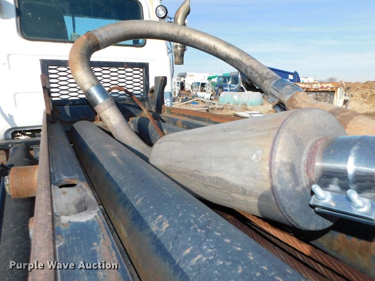 image for item DJ5851 1981 Mack RD686S  roll-off  container truck