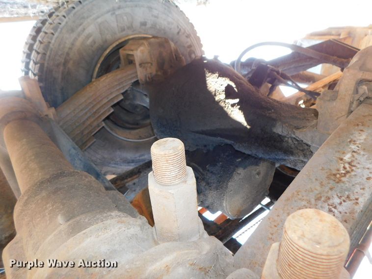 image for item DJ5851 1981 Mack RD686S  roll-off  container truck