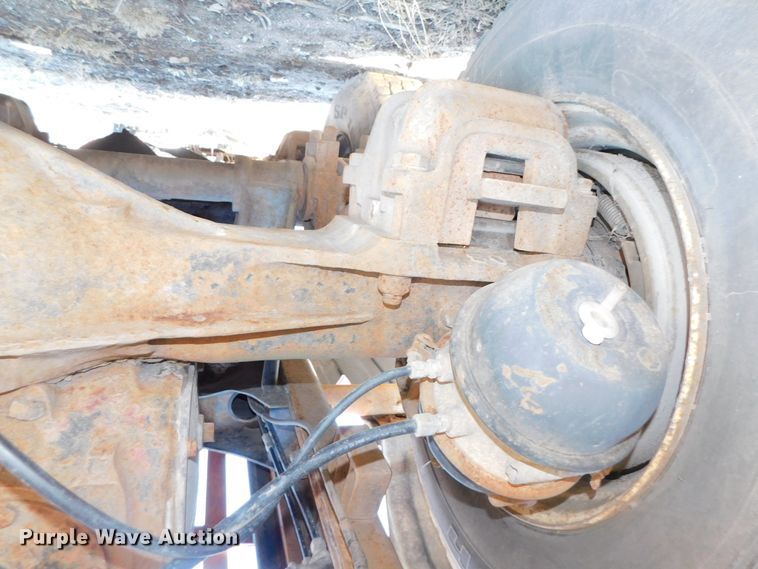 image for item DJ5851 1981 Mack RD686S  roll-off  container truck