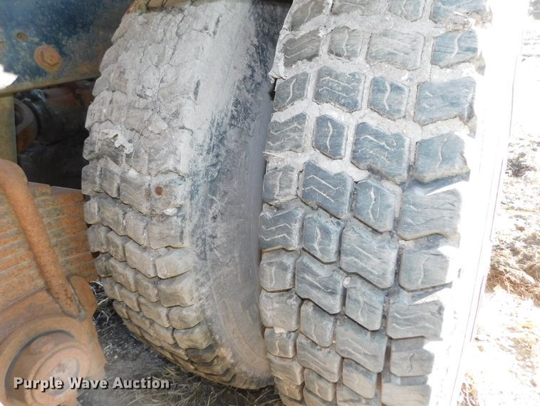 image for item DJ5851 1981 Mack RD686S  roll-off  container truck