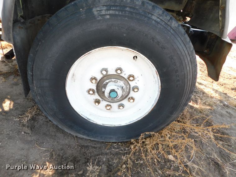 image for item DJ5851 1981 Mack RD686S  roll-off  container truck