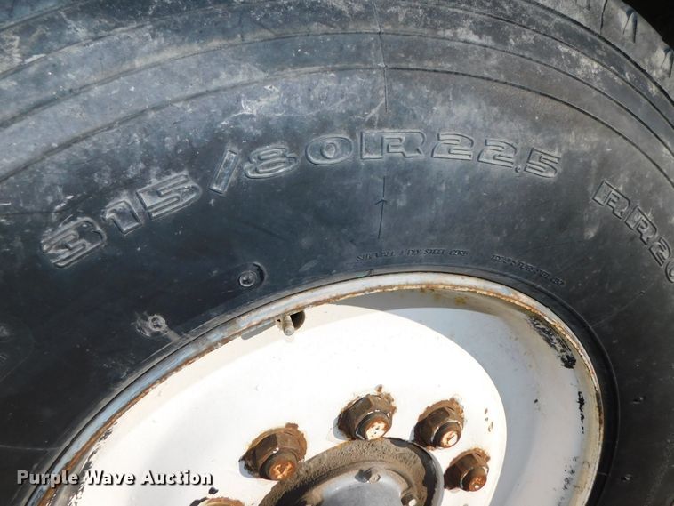 image for item DJ5851 1981 Mack RD686S  roll-off  container truck