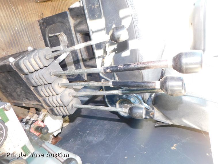 image for item DJ5854 1993 Ford L7000  dump truck