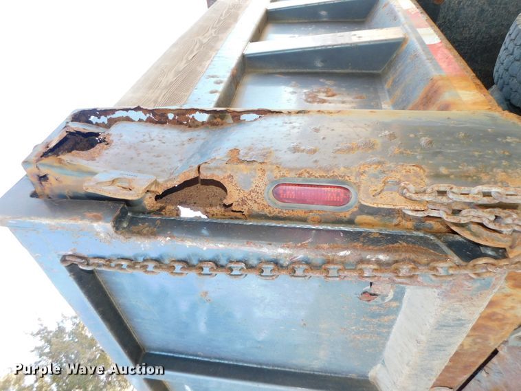 image for item DJ5854 1993 Ford L7000  dump truck