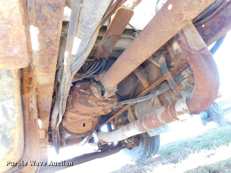 image for item DJ5854 1993 Ford L7000  dump truck