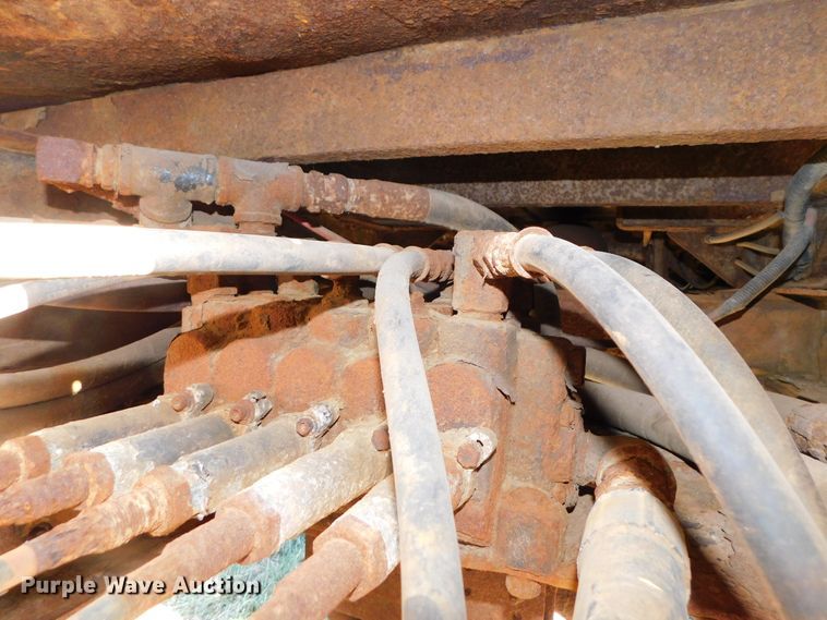 image for item DJ5854 1993 Ford L7000  dump truck