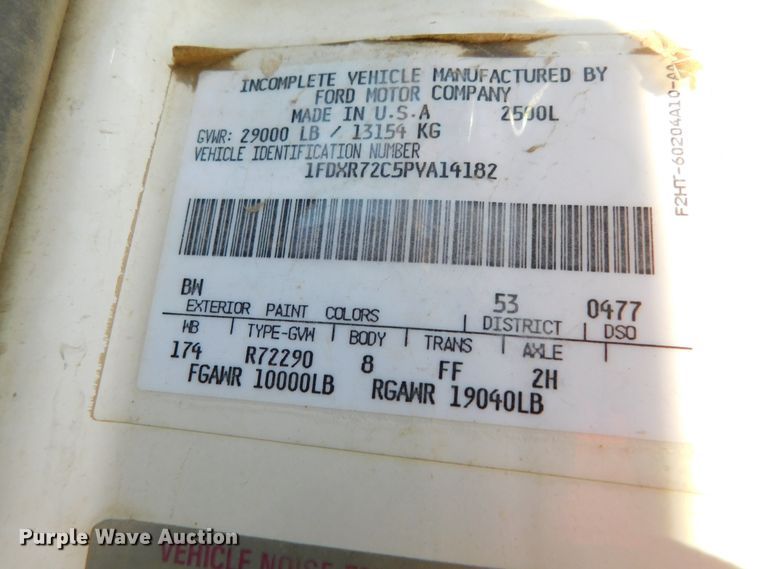 image for item DJ5854 1993 Ford L7000  dump truck