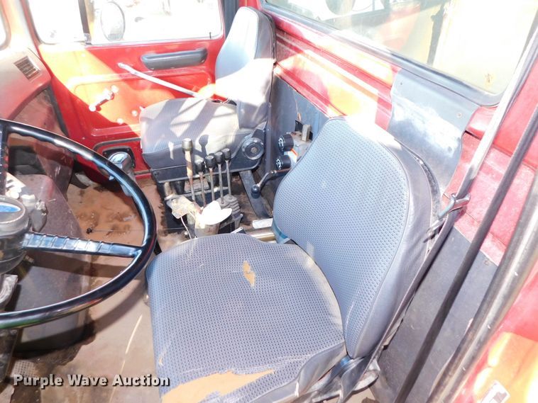 image for item DJ5855 1993 Ford L7000  dump truck