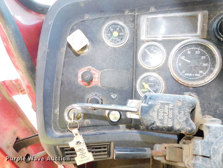 image for item DJ5855 1993 Ford L7000  dump truck