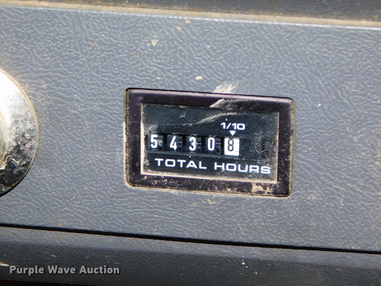 image for item DJ5855 1993 Ford L7000  dump truck