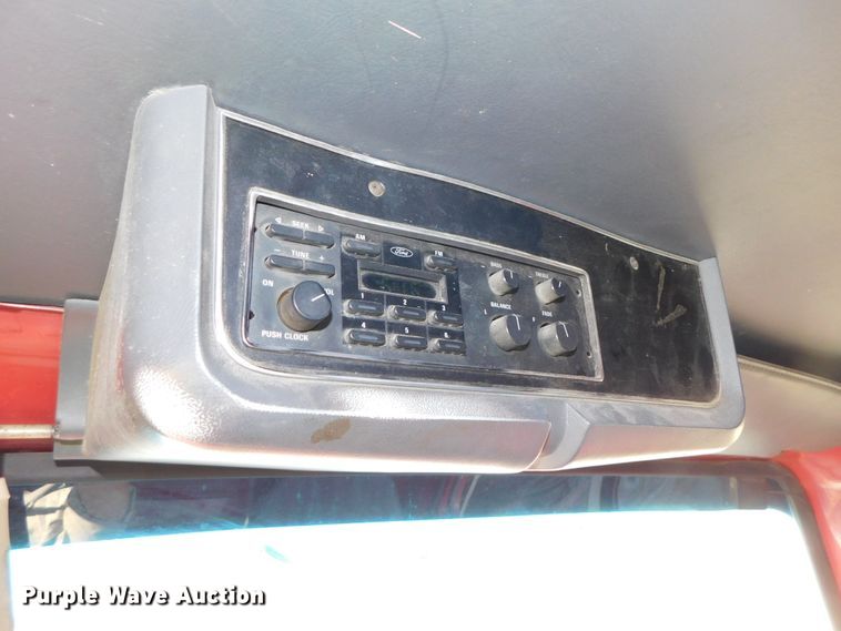 image for item DJ5855 1993 Ford L7000  dump truck