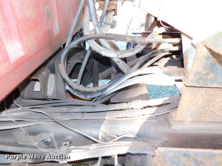 image for item DJ5855 1993 Ford L7000  dump truck