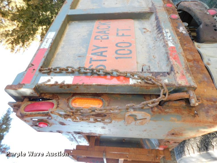 image for item DJ5855 1993 Ford L7000  dump truck