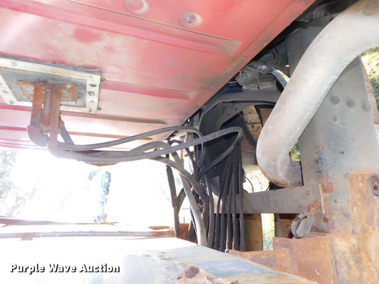 image for item DJ5855 1993 Ford L7000  dump truck