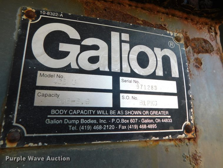 image for item DJ5855 1993 Ford L7000  dump truck