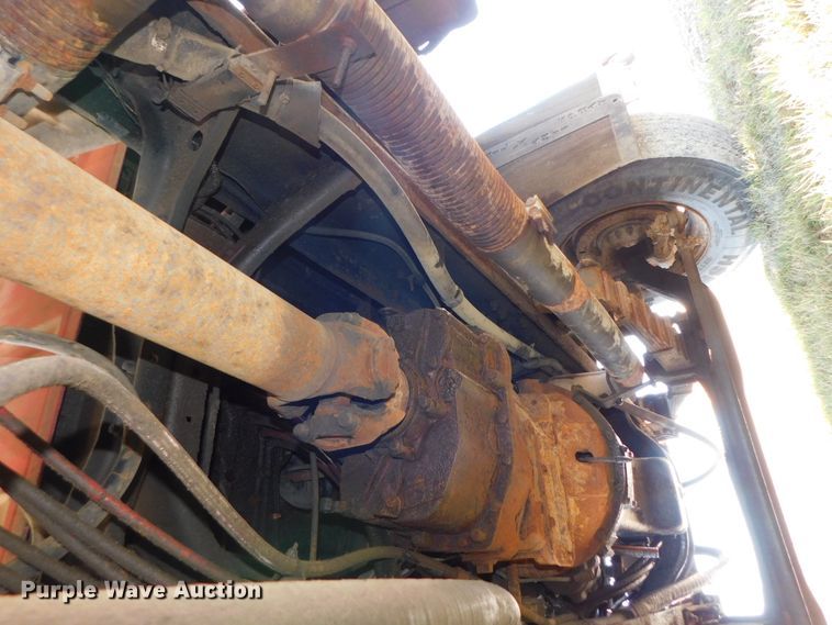 image for item DJ5855 1993 Ford L7000  dump truck