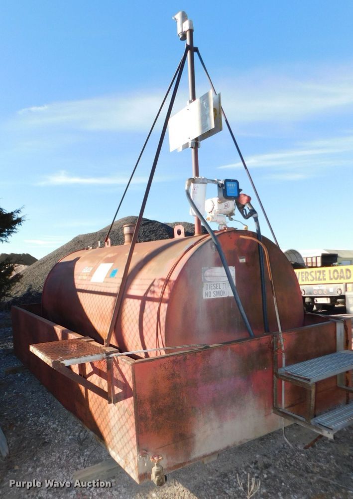 image for item DJ5857 Fuel tank