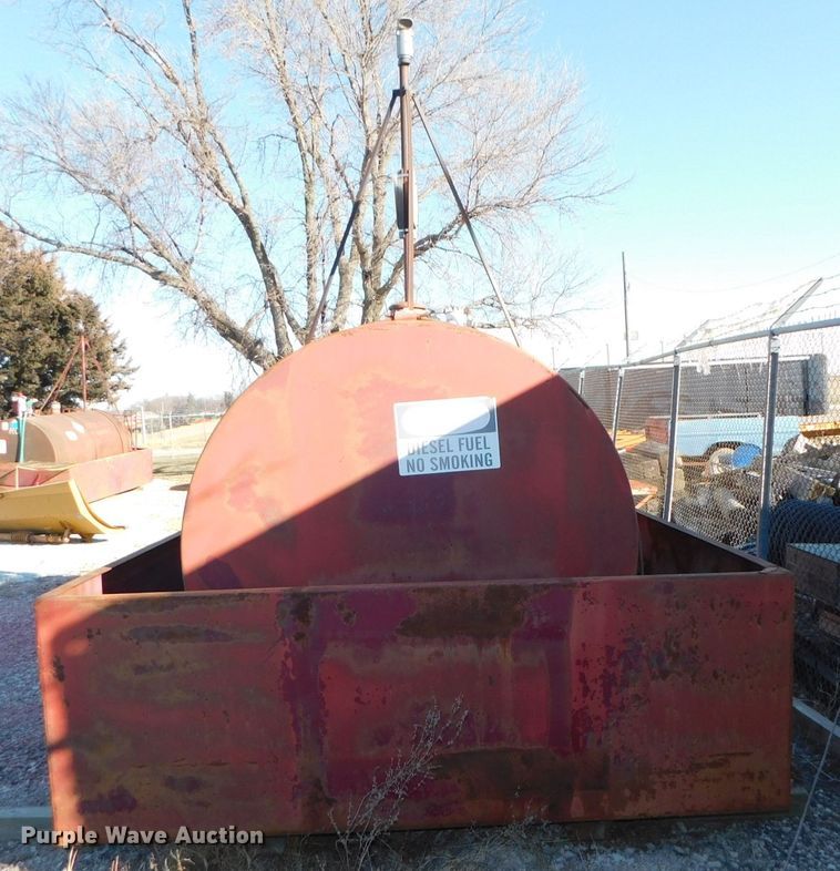 image for item DJ5857 Fuel tank