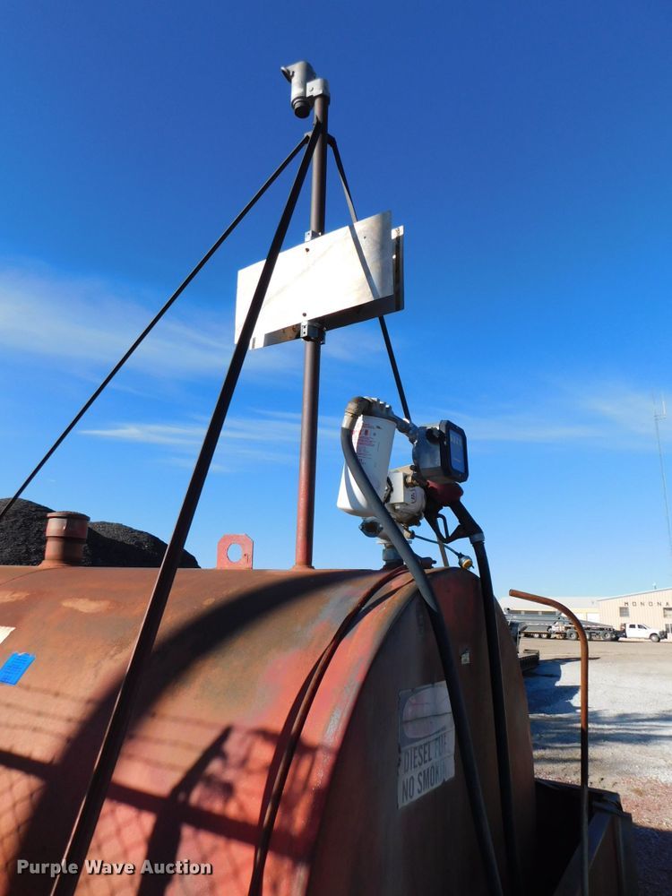 image for item DJ5857 Fuel tank