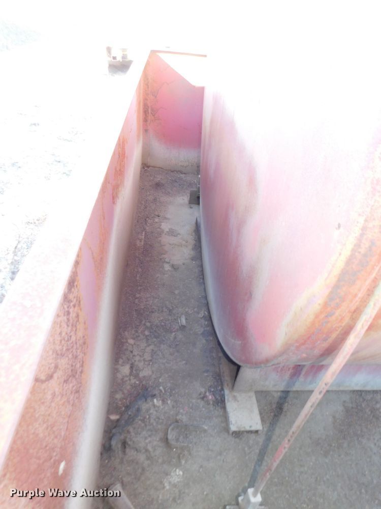 image for item DJ5857 Fuel tank