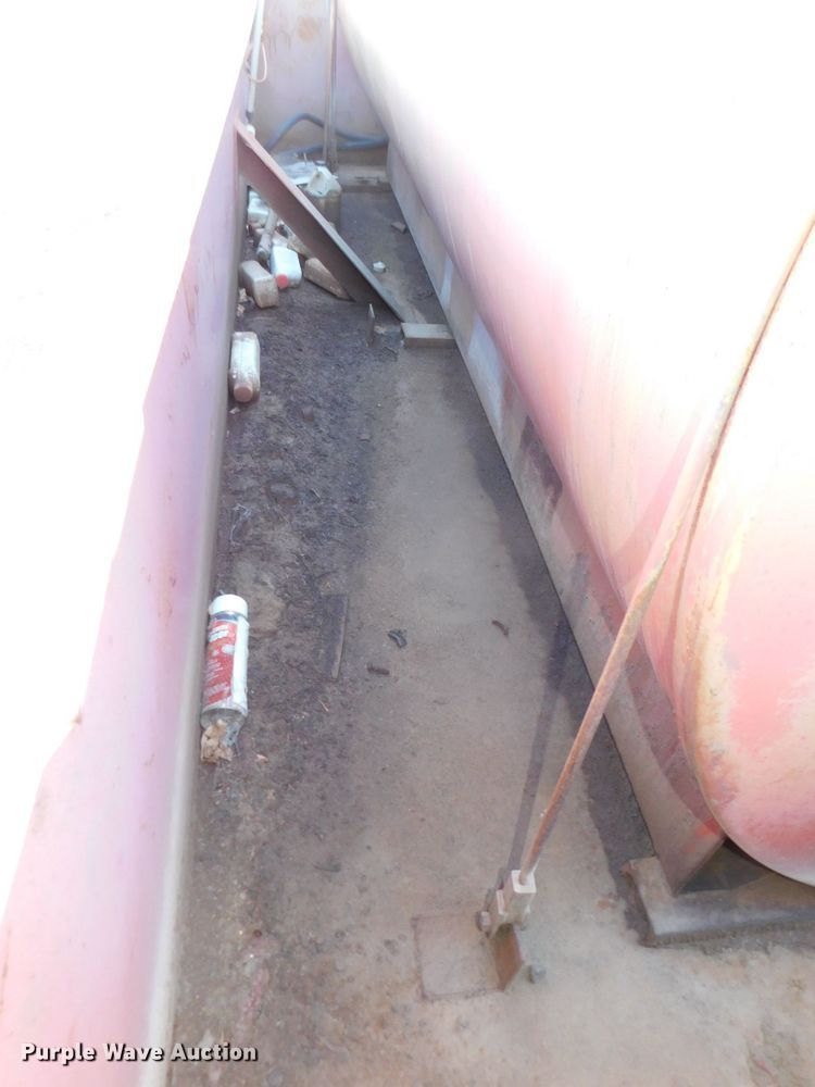 image for item DJ5857 Fuel tank