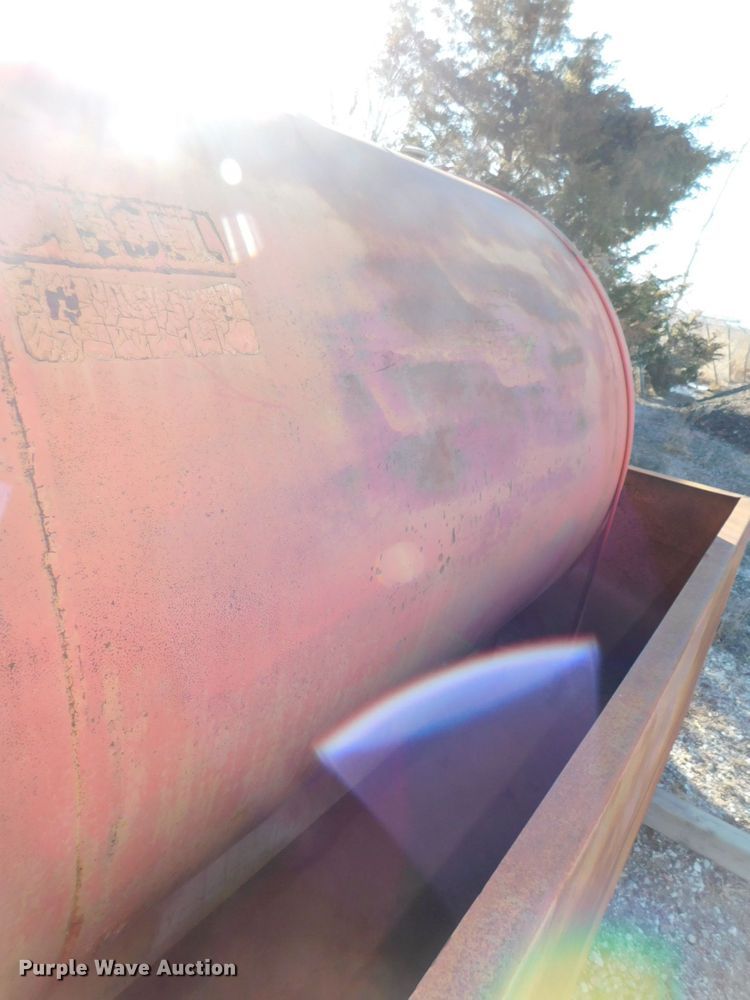 image for item DJ5857 Fuel tank