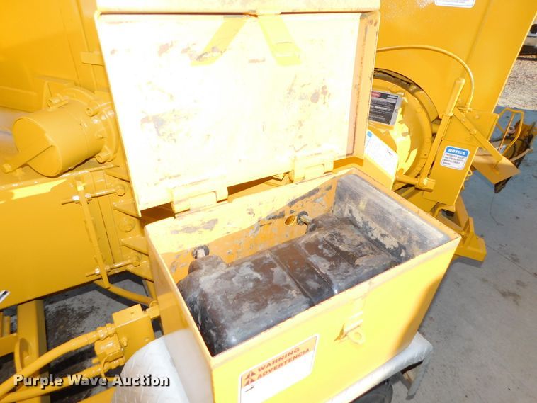 image for item DJ5858 Bandit 150  wood chipper