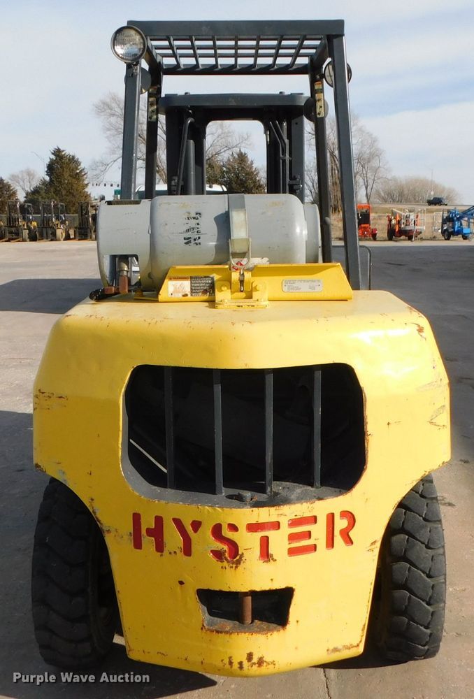 image for item DJ5871 1993 Hyster H80XL   forklift