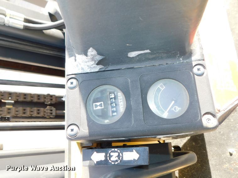 image for item DJ5871 1993 Hyster H80XL   forklift