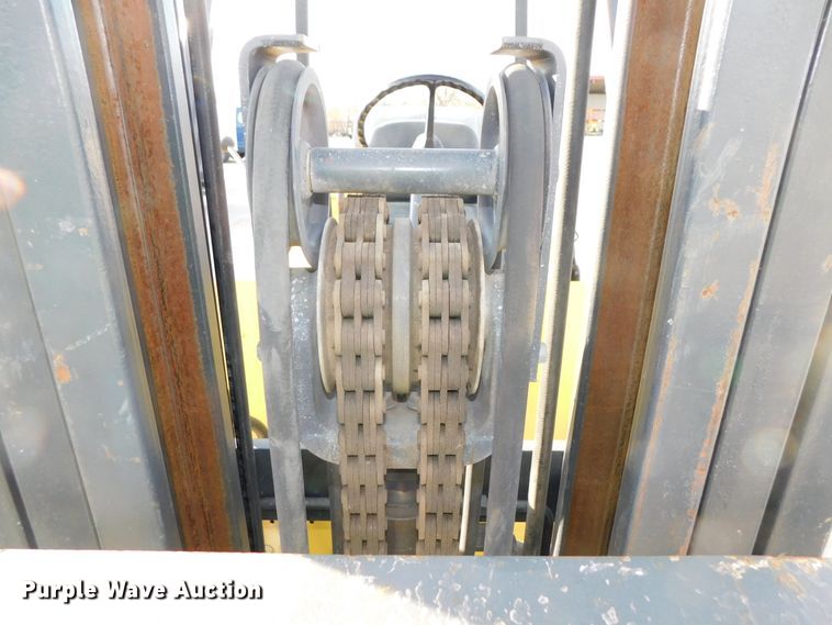 image for item DJ5871 1993 Hyster H80XL   forklift