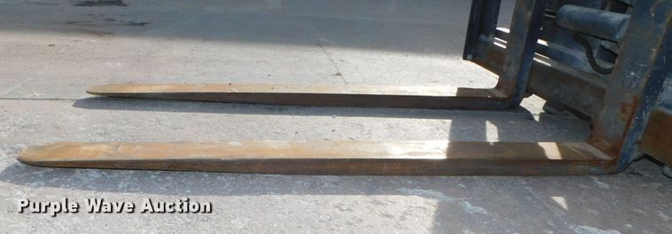 image for item DJ5871 1993 Hyster H80XL   forklift