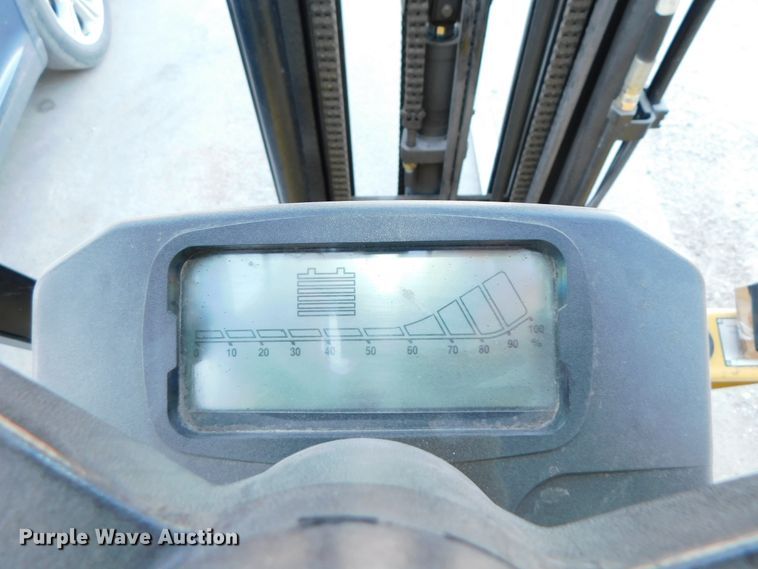 image for item DJ5876 2005 Doosan BC15S  forklift