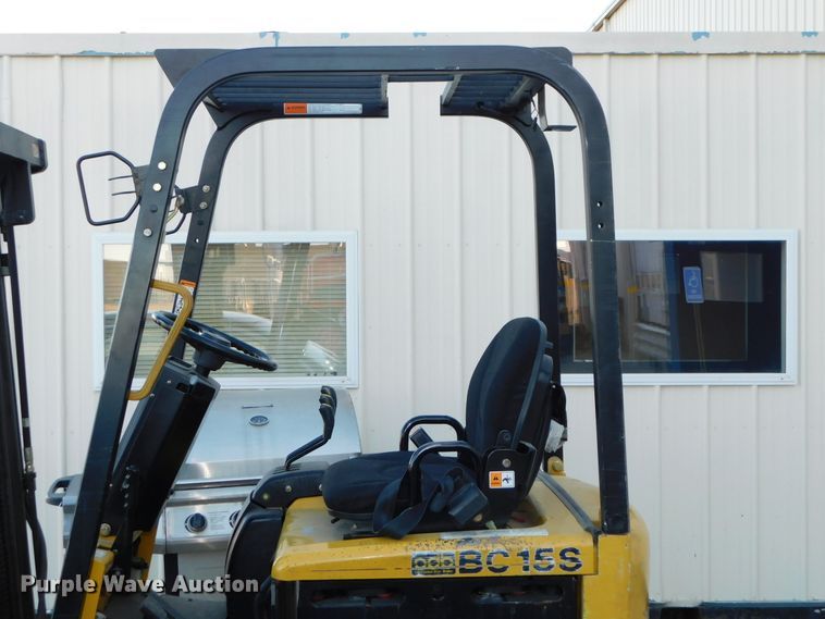 image for item DJ5876 2005 Doosan BC15S  forklift