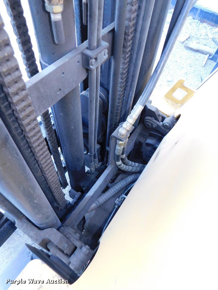 image for item DJ5876 2005 Doosan BC15S  forklift