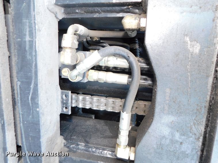 image for item DJ5876 2005 Doosan BC15S  forklift