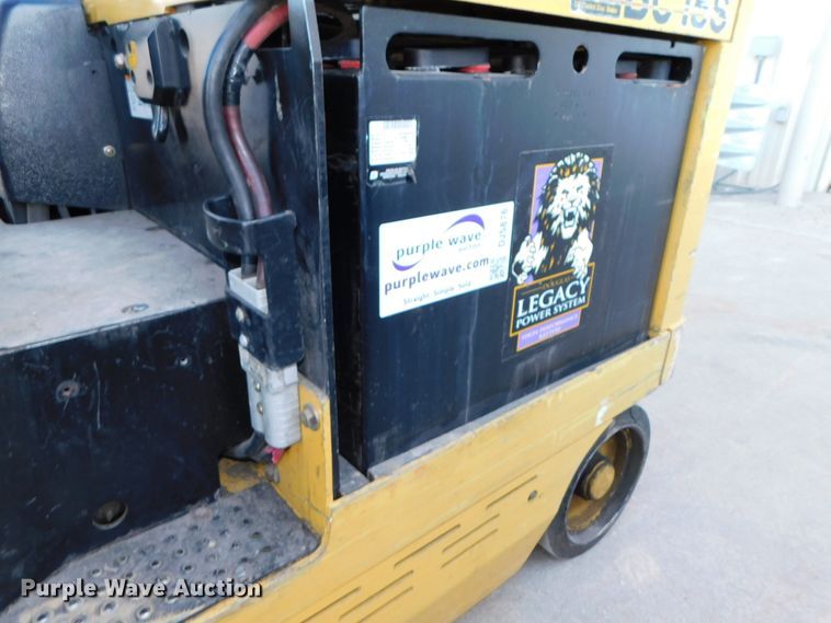 image for item DJ5876 2005 Doosan BC15S  forklift