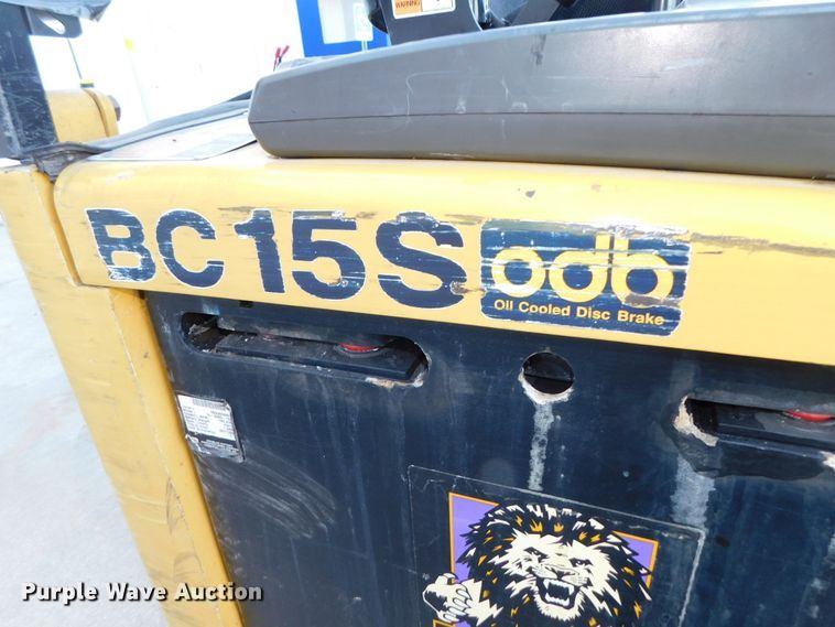 image for item DJ5876 2005 Doosan BC15S  forklift