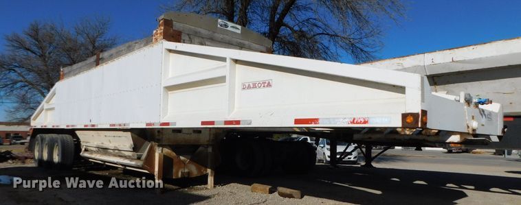 image for item DJ5877 1996 Dakota bottom dump trailer