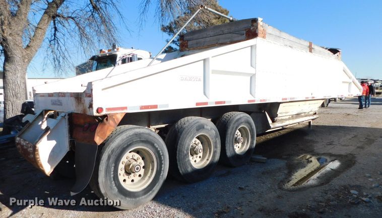 image for item DJ5877 1996 Dakota bottom dump trailer