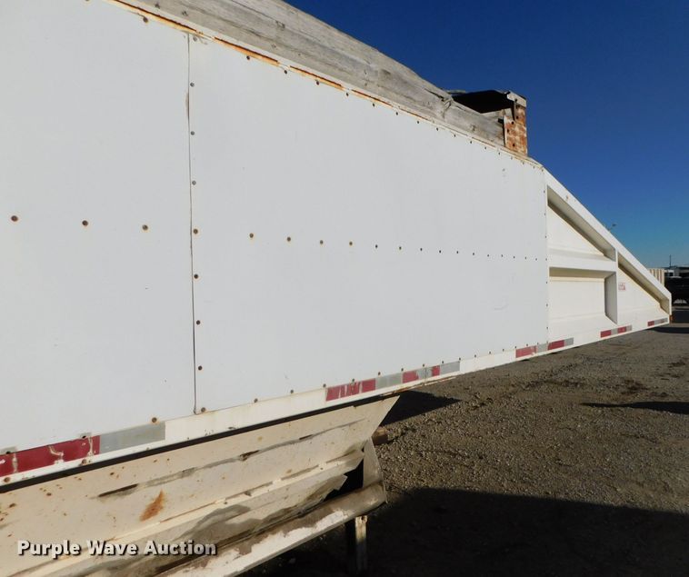 image for item DJ5877 1996 Dakota bottom dump trailer
