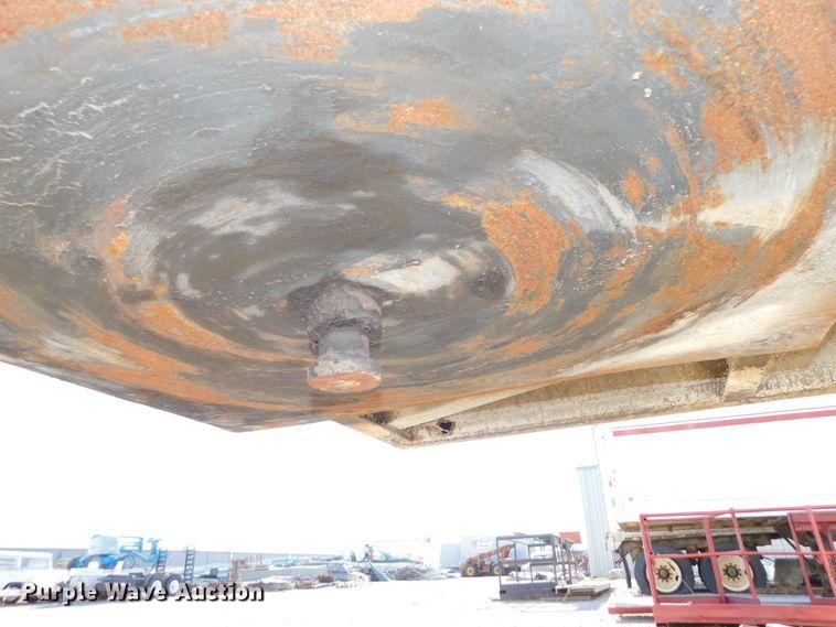 image for item DJ5877 1996 Dakota bottom dump trailer