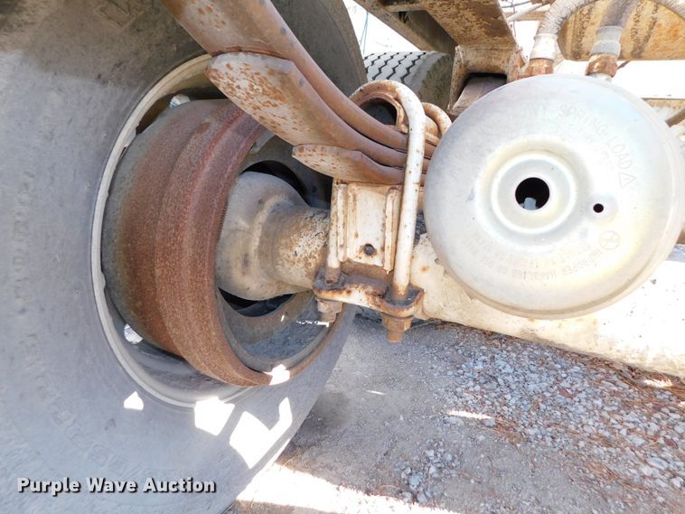 image for item DJ5877 1996 Dakota bottom dump trailer