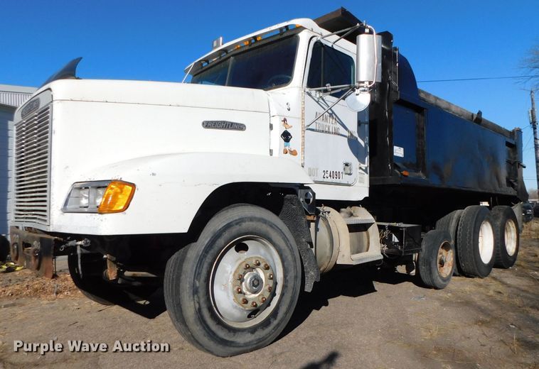 image for item DJ5878 1990 Freightliner FLD120  dump truck