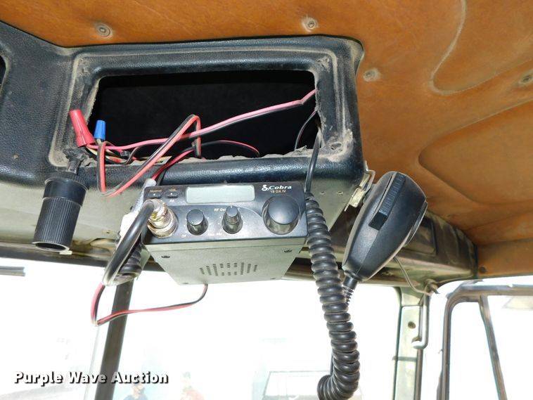 image for item DJ5878 1990 Freightliner FLD120  dump truck