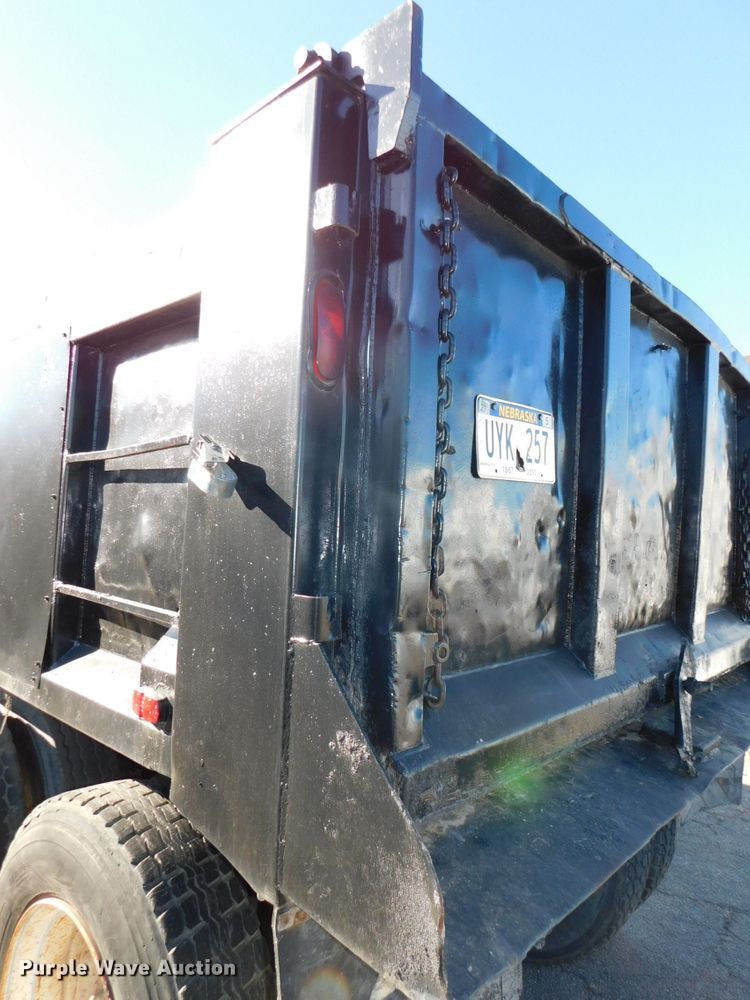 image for item DJ5878 1990 Freightliner FLD120  dump truck