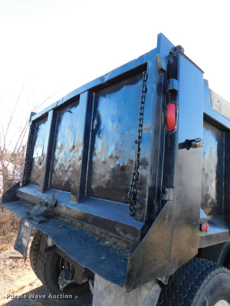 image for item DJ5878 1990 Freightliner FLD120  dump truck