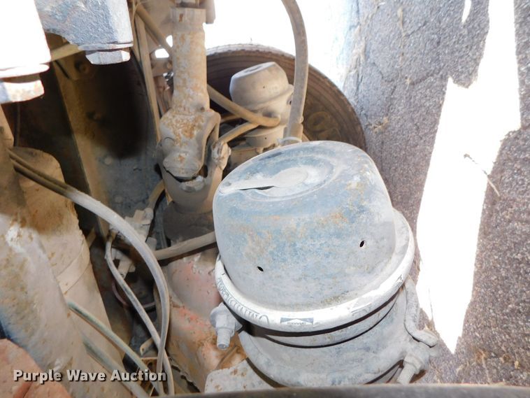 image for item DJ5878 1990 Freightliner FLD120  dump truck