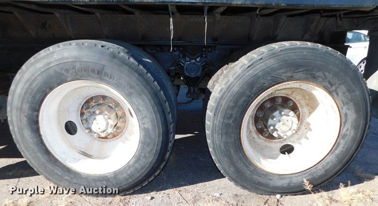 image for item DJ5878 1990 Freightliner FLD120  dump truck