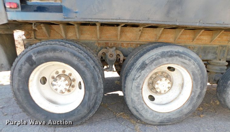 image for item DJ5878 1990 Freightliner FLD120  dump truck